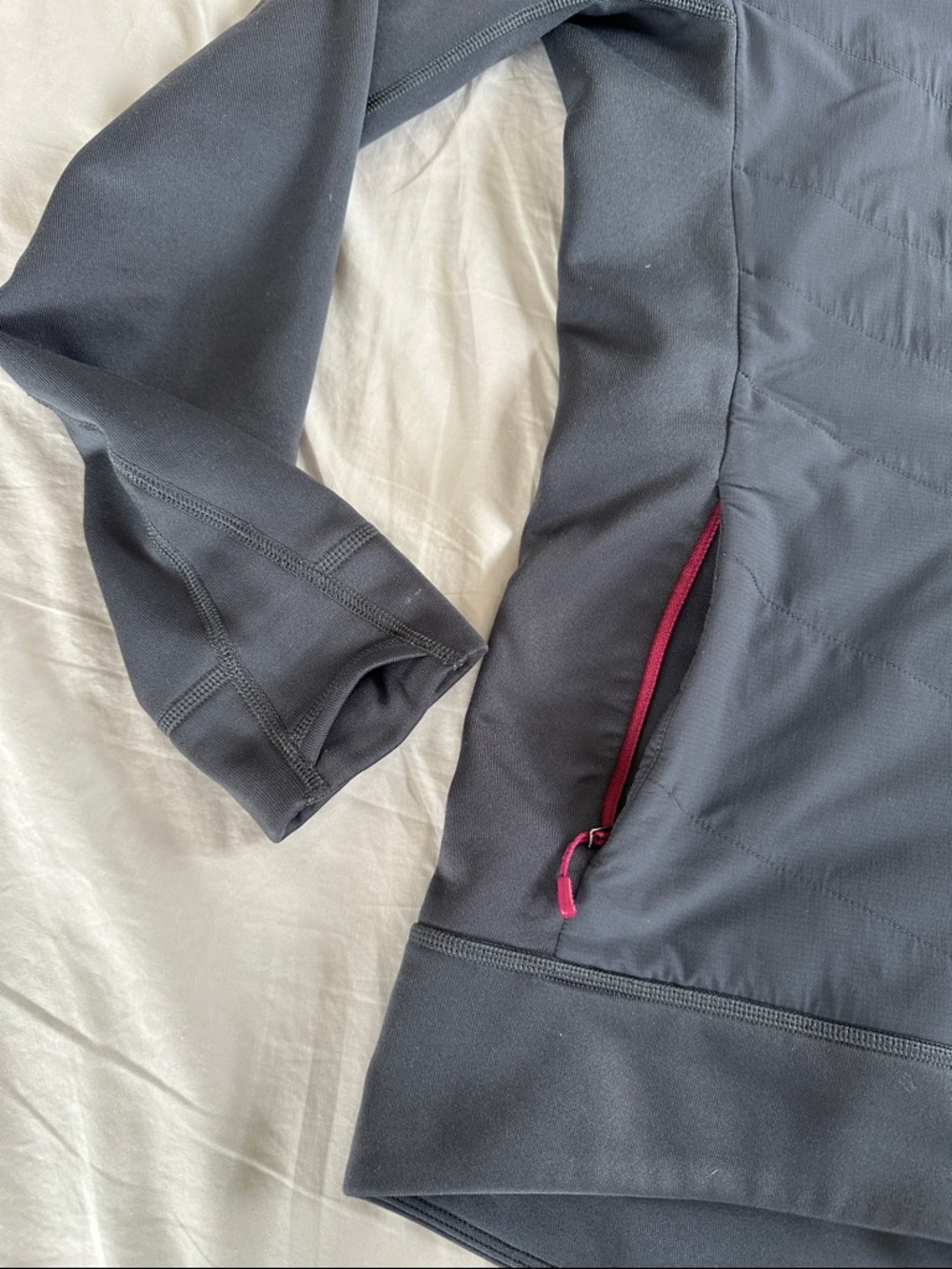 Patagonia Women's Hooded Fleece Jacket - Picture 3 of 7